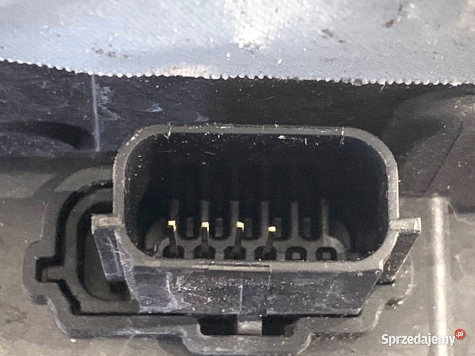 ZAMEK DRZWI PRAWY TYŁ FORD FOCUS IV Kombi osobowe sprzedam