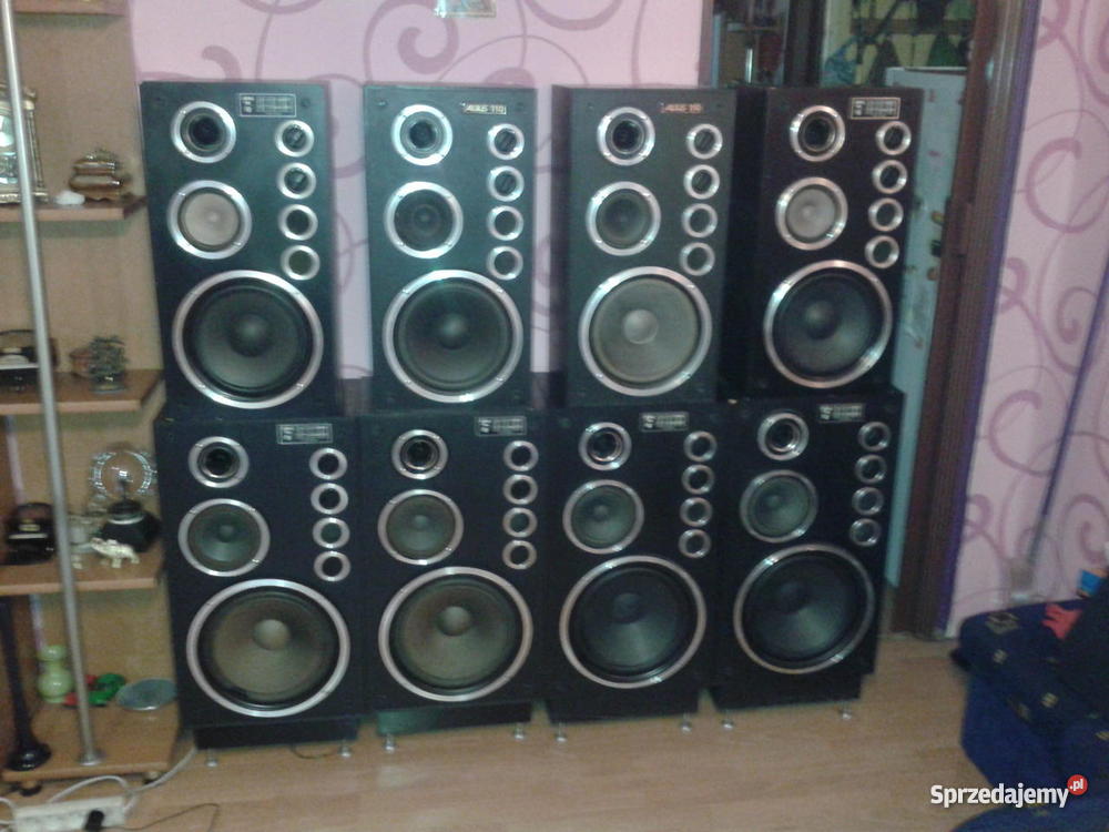 Kolumny i wieża Legionowo sprzedam