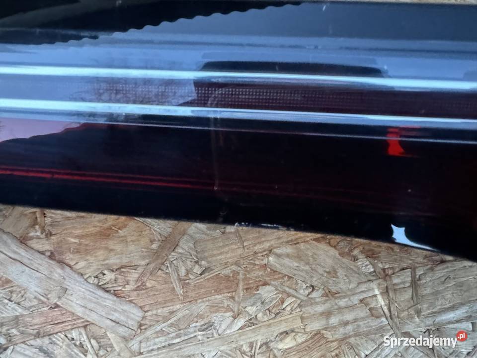 Lampa tył tylna prawa rh Renault megane V 5 Motoryzacja