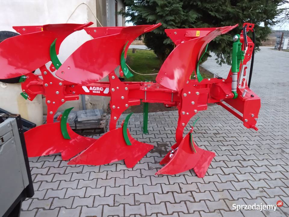 Pług obracalny obrotowy Agro Masz 3 3 siłownik Wszachów