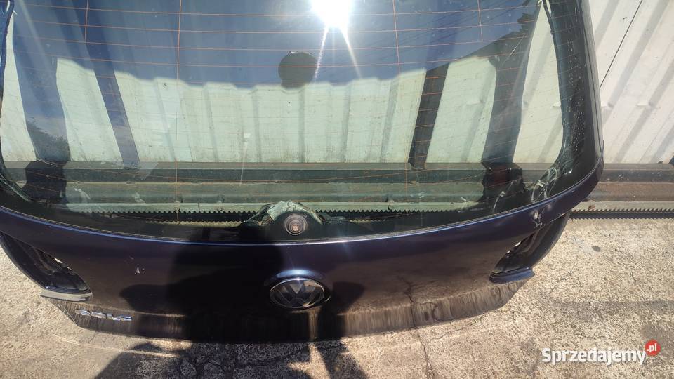 VW GOLF V HB 2004 KLAPA TYŁ TYLNA SZYBA
