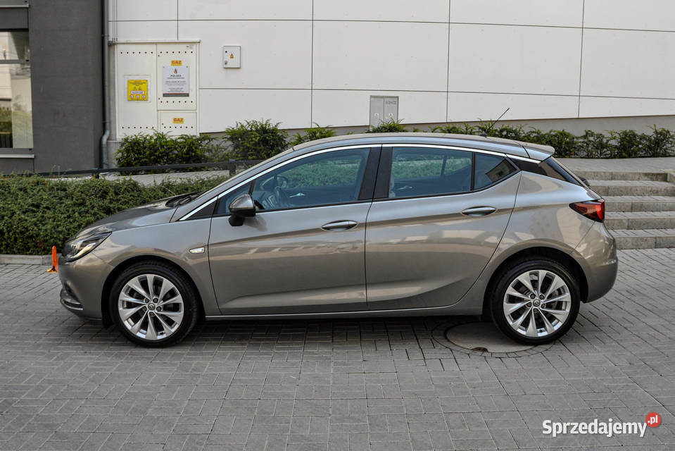 Opel Astra J 14T Bezwypadkowy 2015 r 99 Astra Wrocław
