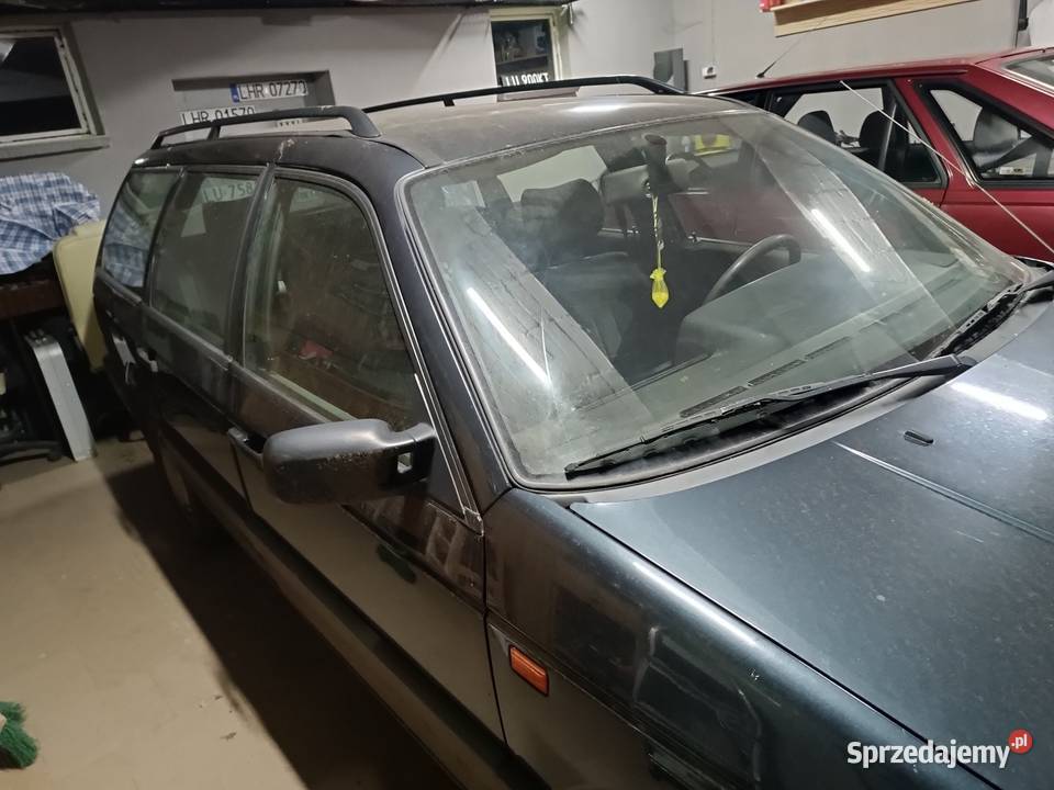 Passat B3 w całości na części zielony