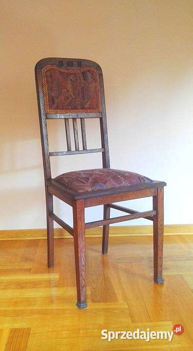 Stylowe drewniane krzesło