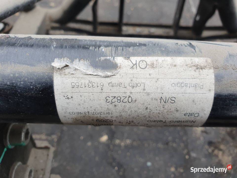 BELKA SANKI TYŁ MASERATI GRANTURISMO MC Sport Części samochodowe Lipno