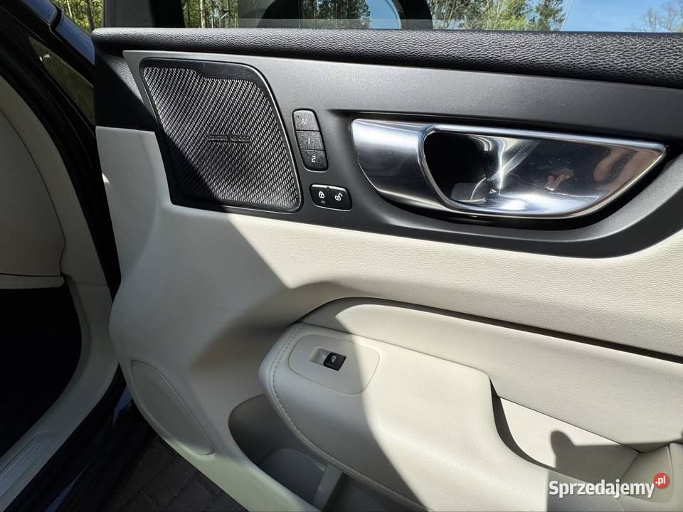 Volvo XC 60 T6 AWD Geartronic 8G Inscription Białystok sprzedam