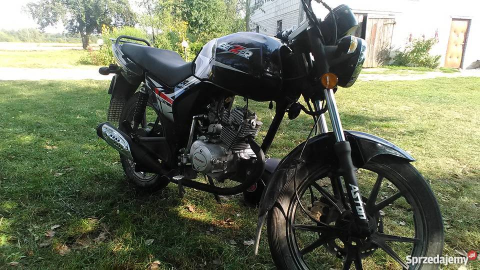Benzer dafier nie Derbi Yamaha skuter Benzer Zasiadały sprzedam