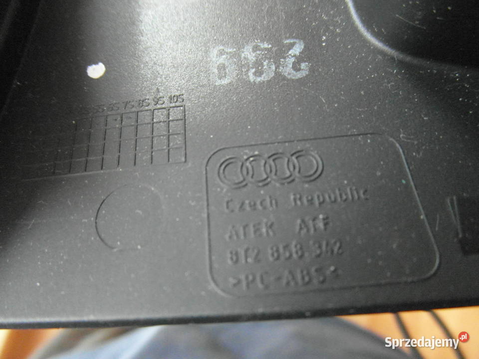 Ramka włącznika świateł 8T2858342 AUDI A4 s4 A5 Szczecin