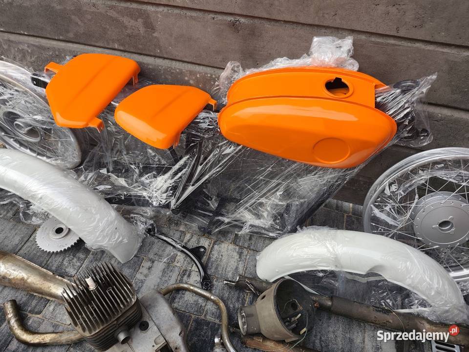 Wsk 125 do złożenia pomalowana Kostrzyn