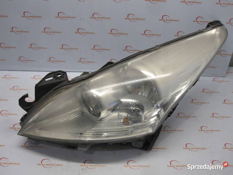 PEUGEOT 3008 11r lampa lewa przód 9685472780 świętokrzyskie Kielce