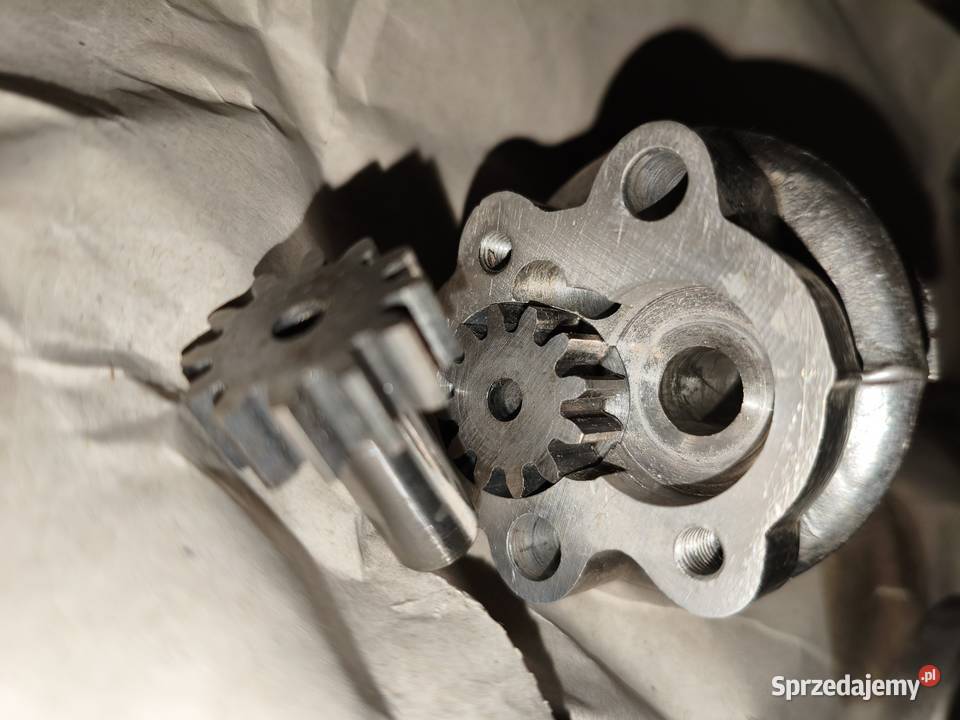 Pompa oleju Ural M61 M62 M63 M66 M67 Leszno