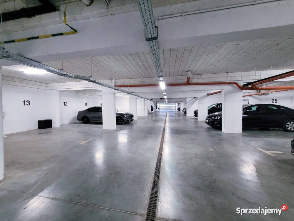Komfortowe Mieszkanie Miejsce Parkingowe w Hali Olsztyn
