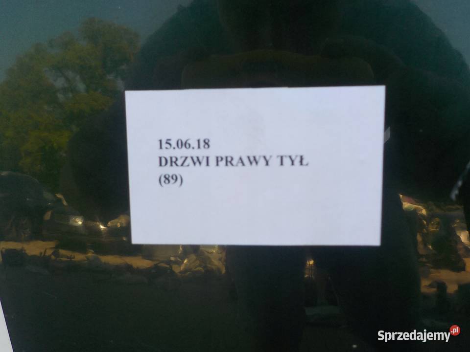 DRZWI PRAWY TYŁ NISSAN PATHFINDER Karoseria wielkopolskie Nowy Tomyśl sprzedam