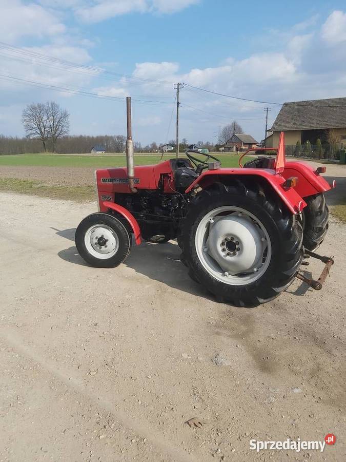 Ciagnik rolniczy massey ferguson 135 235 Napęd 2x4