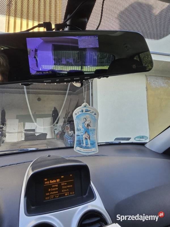 Opel Corsa D z bagażnikiem na rowery Jejkowice