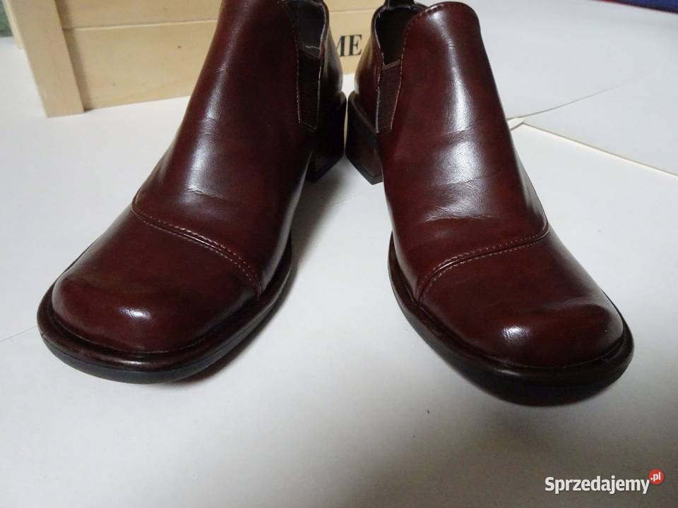 Włoskie buty półbuty brazowe 38 385 j nowe brązowy/beżowy Nowy Sącz