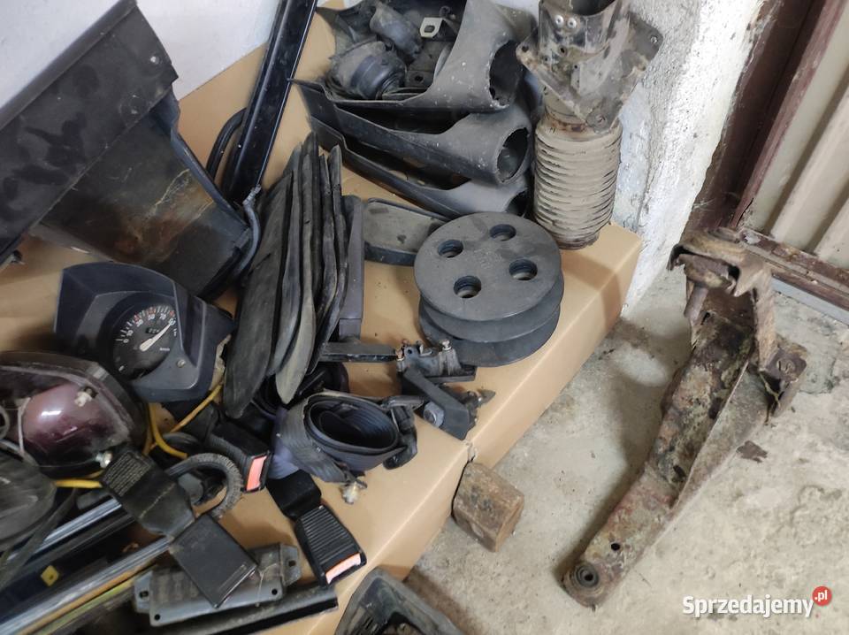 Dużo części Fiat 126p Maluch podkarpackie Krosno