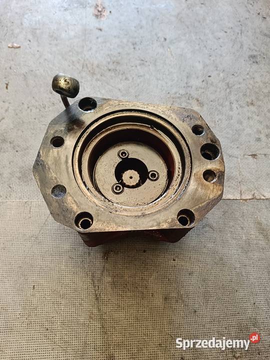 Przystawka pompy hydraulicznej Deutz Rok produkcji 2015 Wągrowiec sprzedam