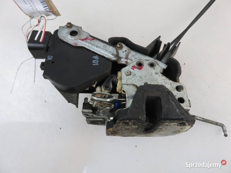 ZAMEK PRAWY PRZEDNI TOYOTA PREVIA II małopolskie