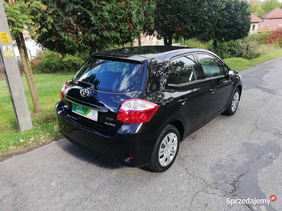 Toyota Auris 16 132 Auris