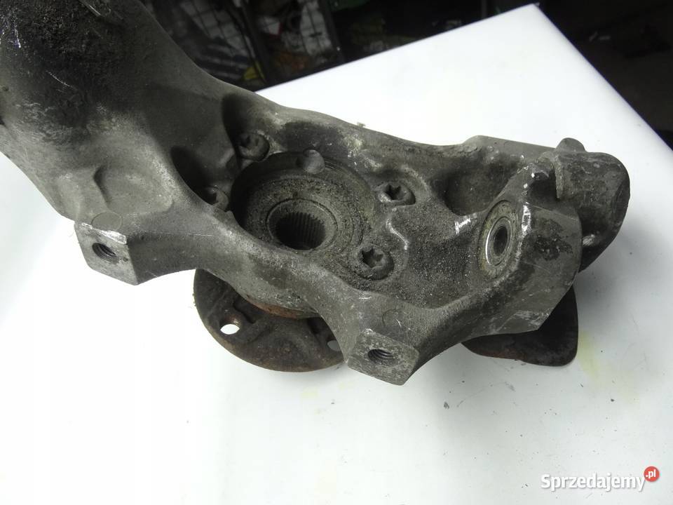 AUDI S8 D2 9902 ZWROTNICA PRZOD 4D0407257Q Przemęt