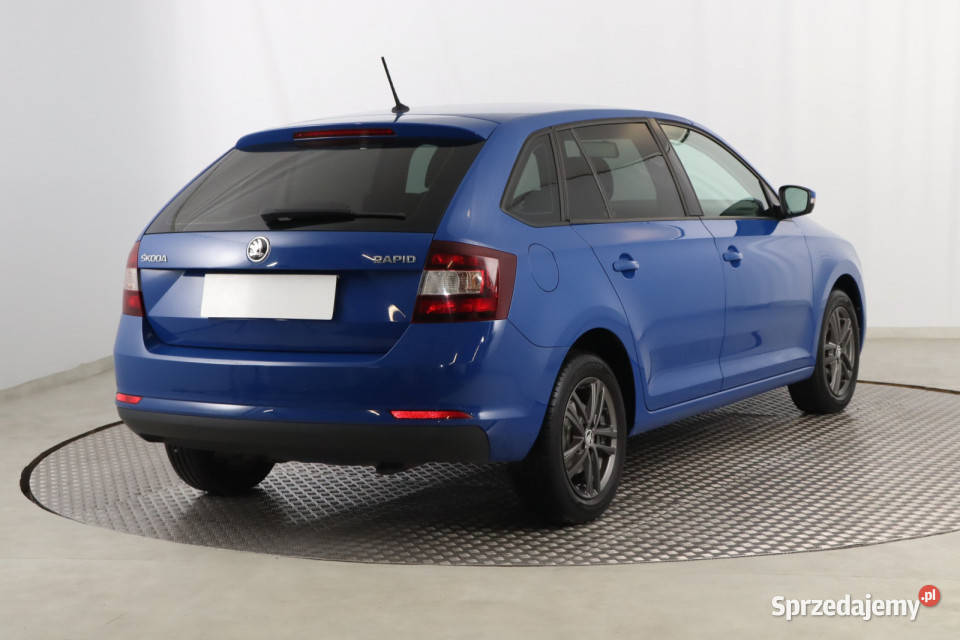 Skoda Rapid Spaceback 10 TSI gniazdo USB