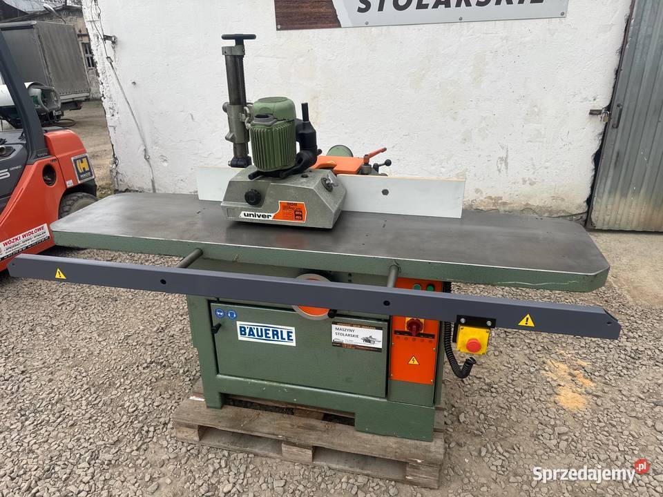Frezarka dolnowrzecionowa BAUERLE z posuwem Kalwaria Zebrzydowska