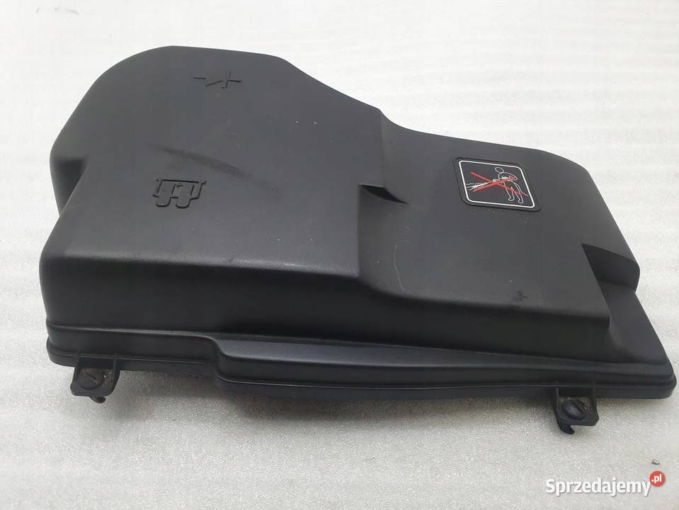 OBUDOWA SKRZYNKI BEZPIECZNIKÓW PEUGEOT 407 20 osobowe Skrzynki bezpieczników wielkopolskie