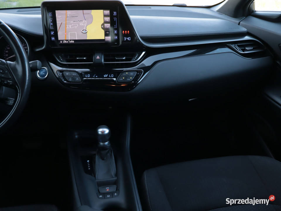 Toyota CHR 18 Hybrid światła przeciwmgielne Lublin