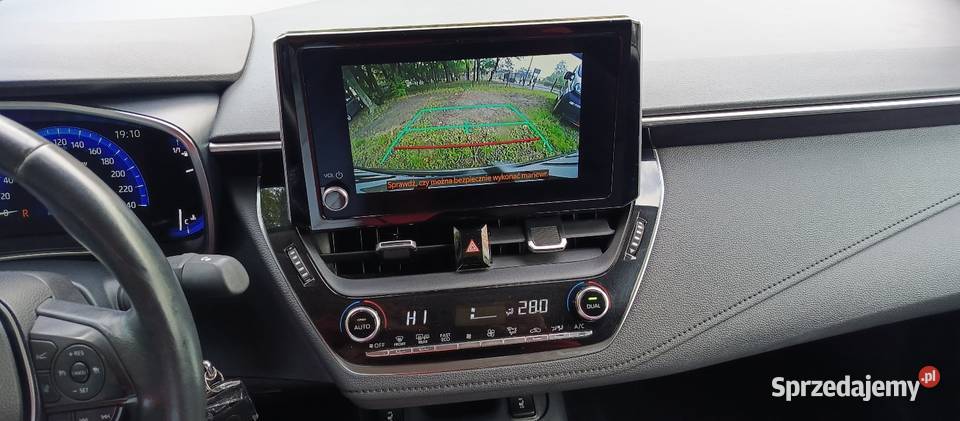 Toyota Corolla Serwis ASO VAT 23 Salon Polska system Start-Stop Dąbrowa Górnicza