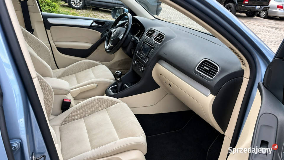 Volkswagen Golf 18 160 Highline As parkowania Rok produkcji 2009 Gdynia