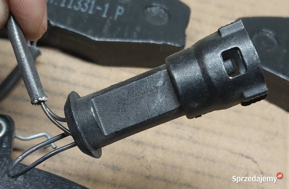 KLOCKI HAMULCOWE PRZÓD FORD SIERRA 13 16 8286 Mielęcin