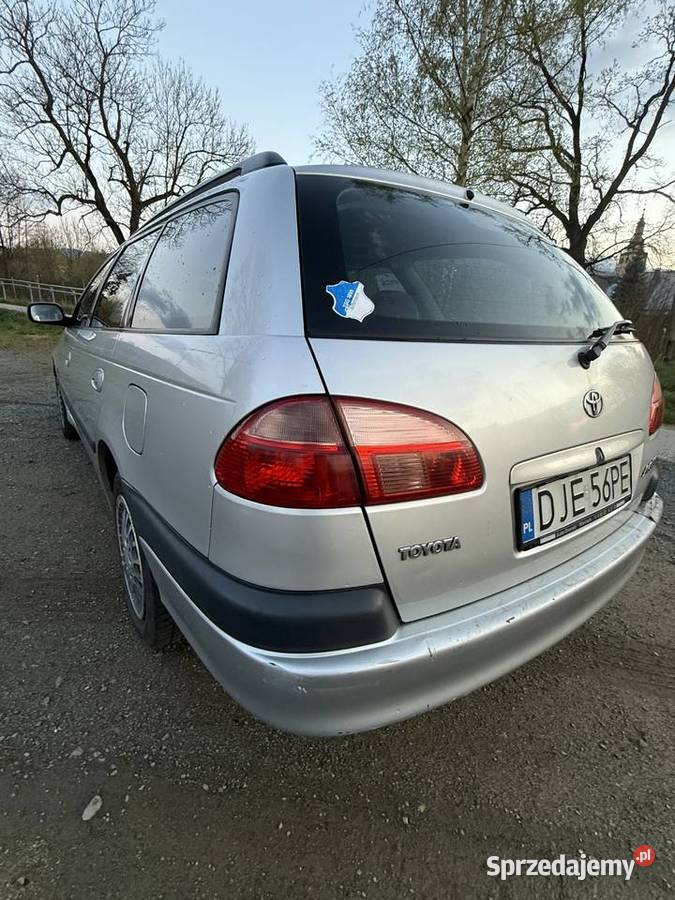 Niezawodna Toyota Avensis Kowary