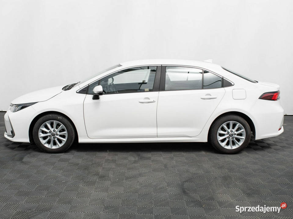Toyota Corolla GD1G96615 Comfort Kcofania ABS Pępowo