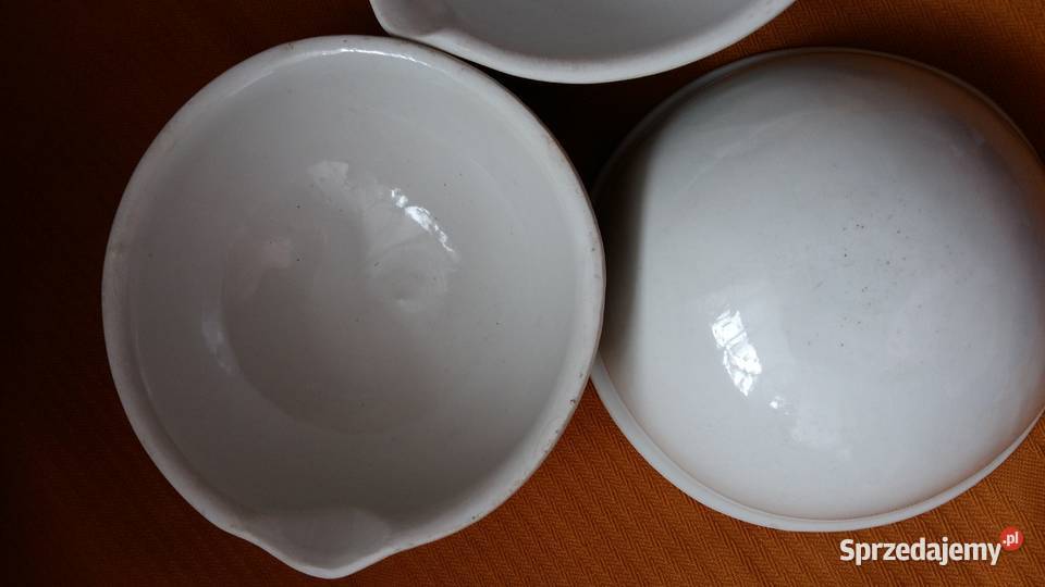 Naczynie laboratoryjne parownica porcelanowa 3 sprzedam