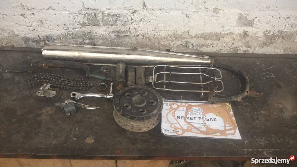 mam komara 2350 ma jakieś dokumenty i dużo mazowieckie Przybyszew