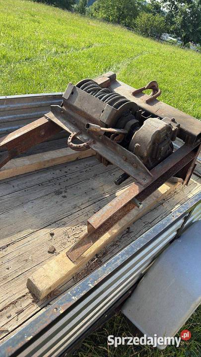 Sprzedam wyciągarkę leśną Pozostałe Grybów