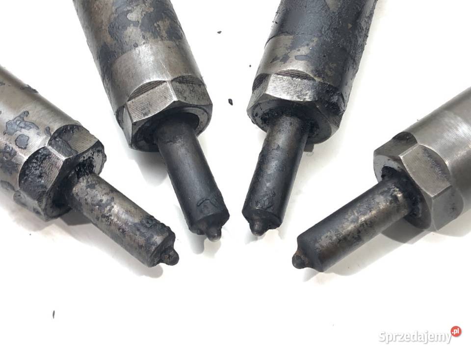 WTRYSKIWACZE KOMPLET OPEL ASTRA H 0445110174 17 osobowe sprzedam