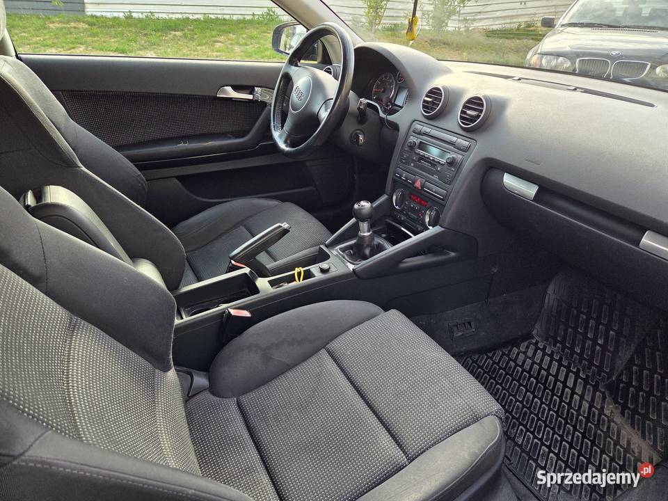 Audi A3 8P 20 FSI 3d uszkodzony A3 Lublin sprzedam