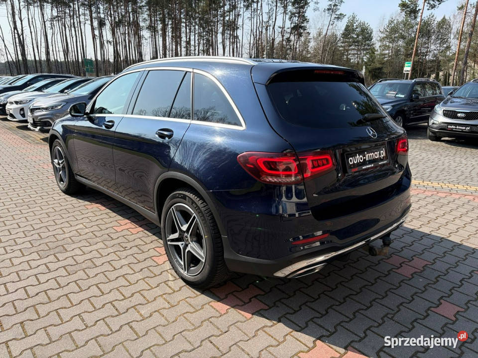 Mercedes GLC 220 20d 194 4Matic Pakiet AMG LEDy bluetooth Mercedes-Benz Lipówki