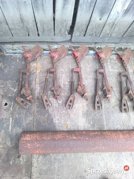 Części do siewnika zbożowego Isaria Hassia Mostek