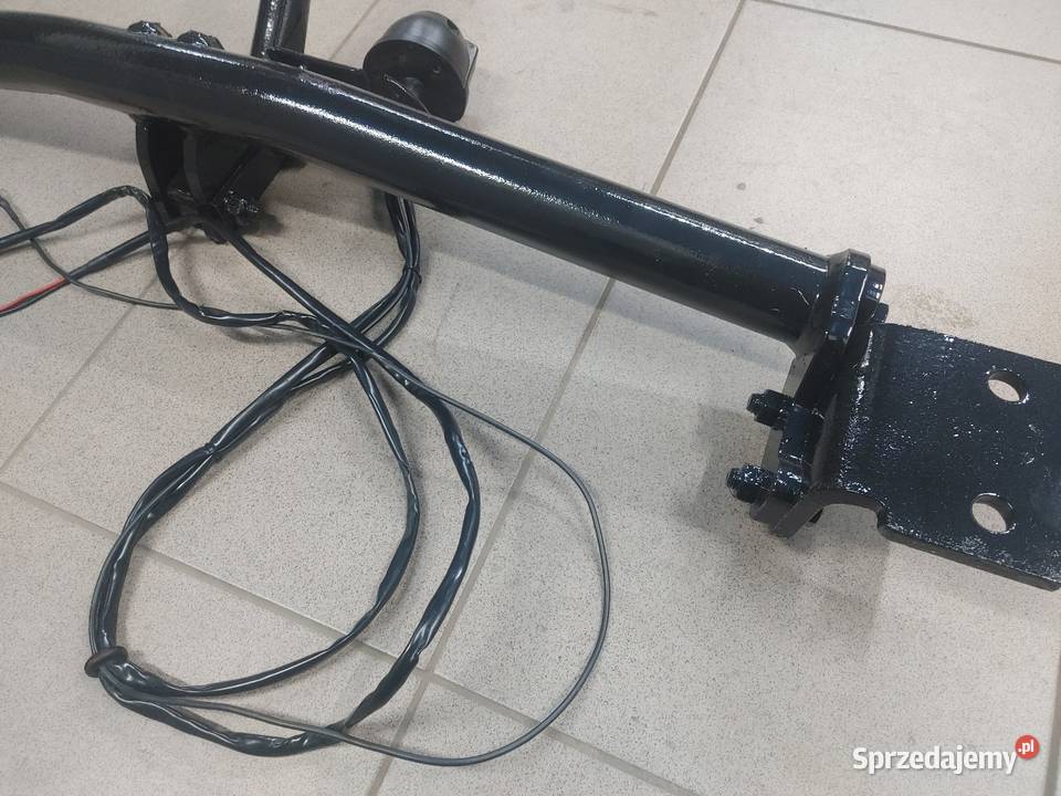 Hak przyczepka Tył Avensis I T22 Oryginalny Holowanie Holowanie mazowieckie Radom