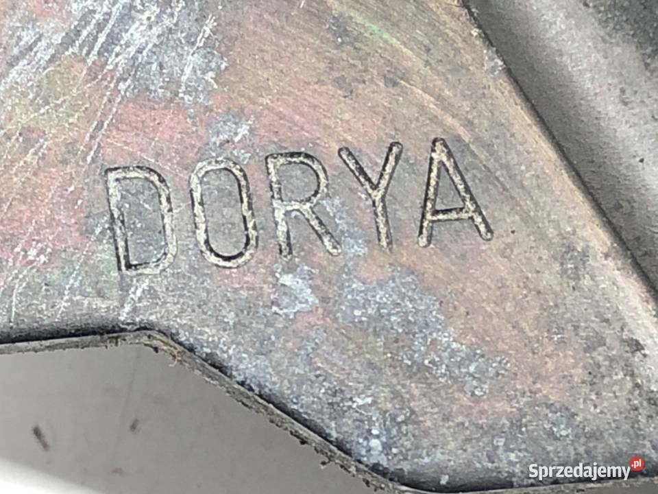 ZAMEK MASKI PRZÓD FORD FOCUS III Kombi osobowe