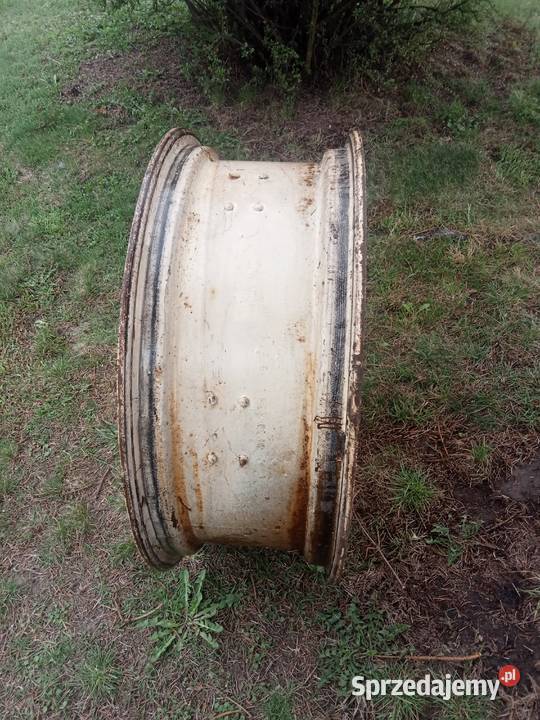 Felga do ciągnika Ursus C 330 małopolskie Niepołomice