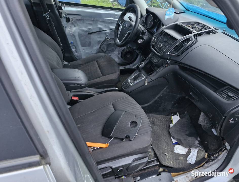 Opel zafira c 20cdti 170 części maska skrzynia Rok produkcji 2015