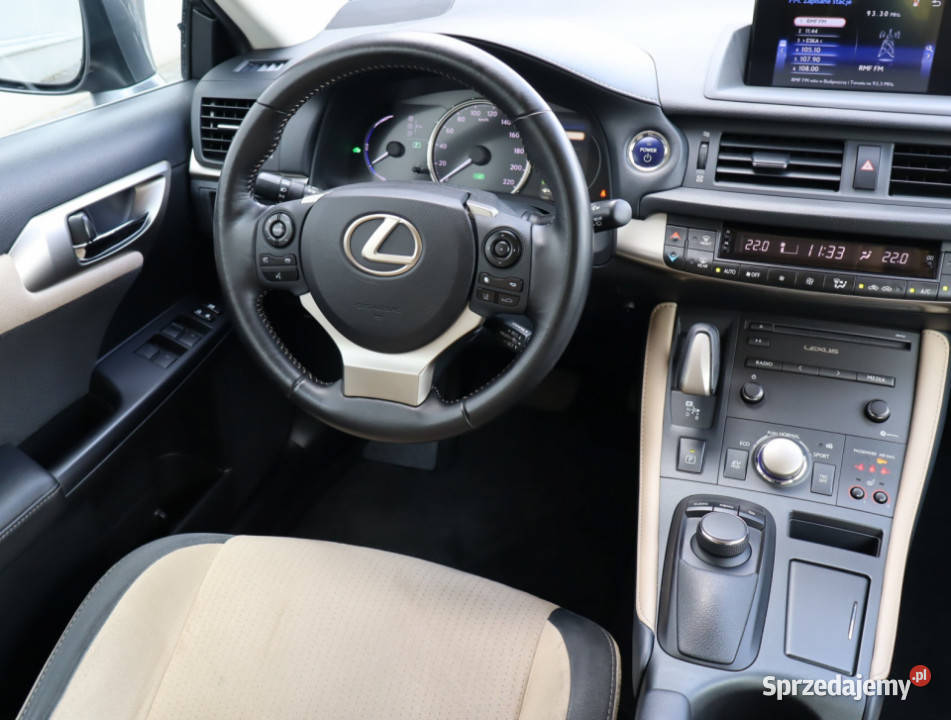 Lexus CT 200h nieuszkodzony Piaseczno sprzedam