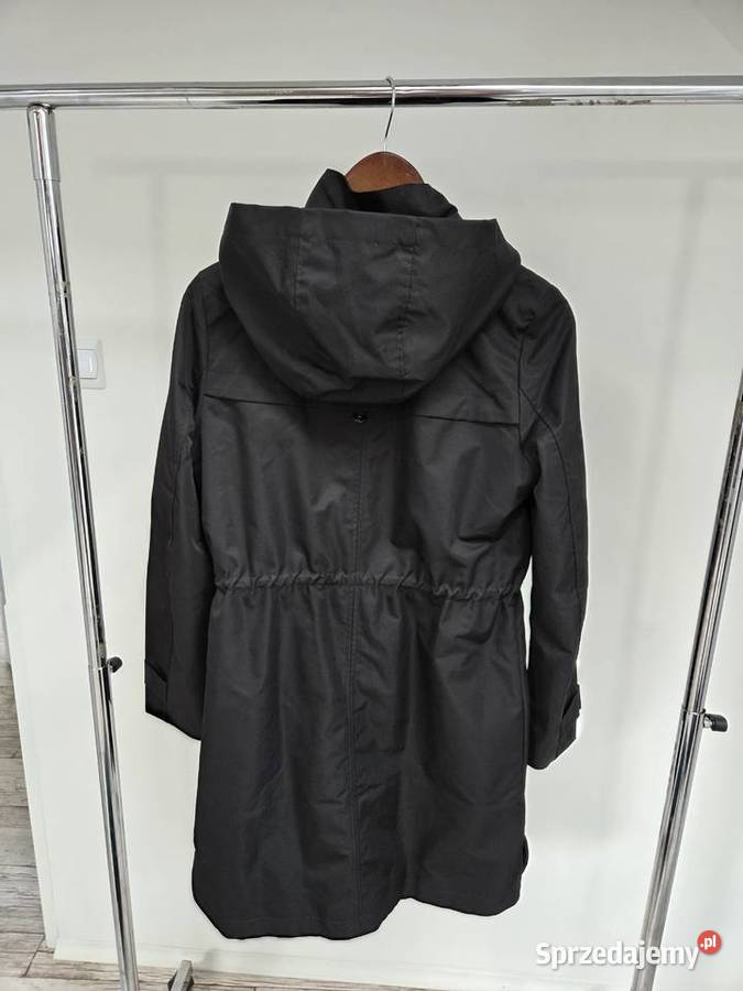 Czarna parka kurtka z kapturem Liszki
