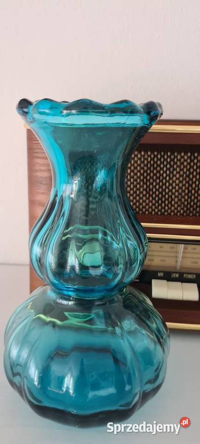 Stary niebieski szklany Wazonik Porcelana i szkło sprzedam