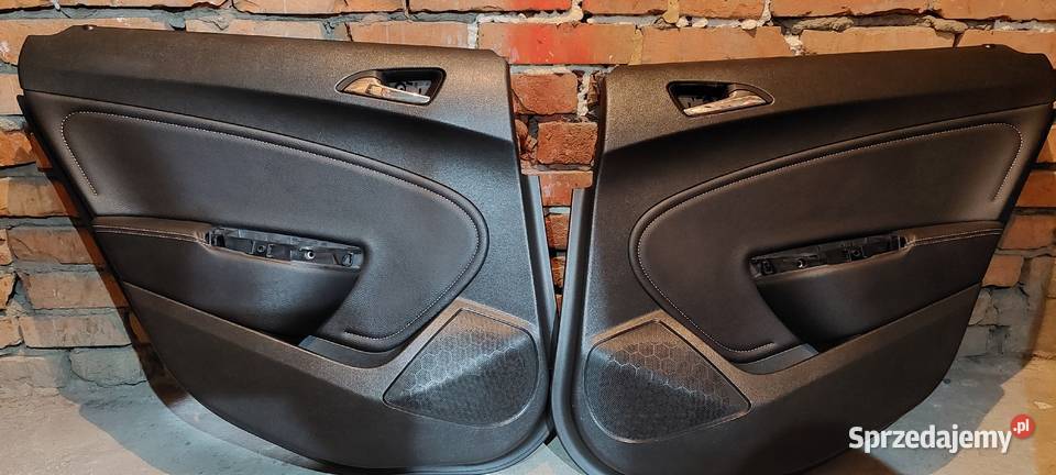 Tapicerka boczki dzwi tylnych opel astra j skóra małopolskie Kraków