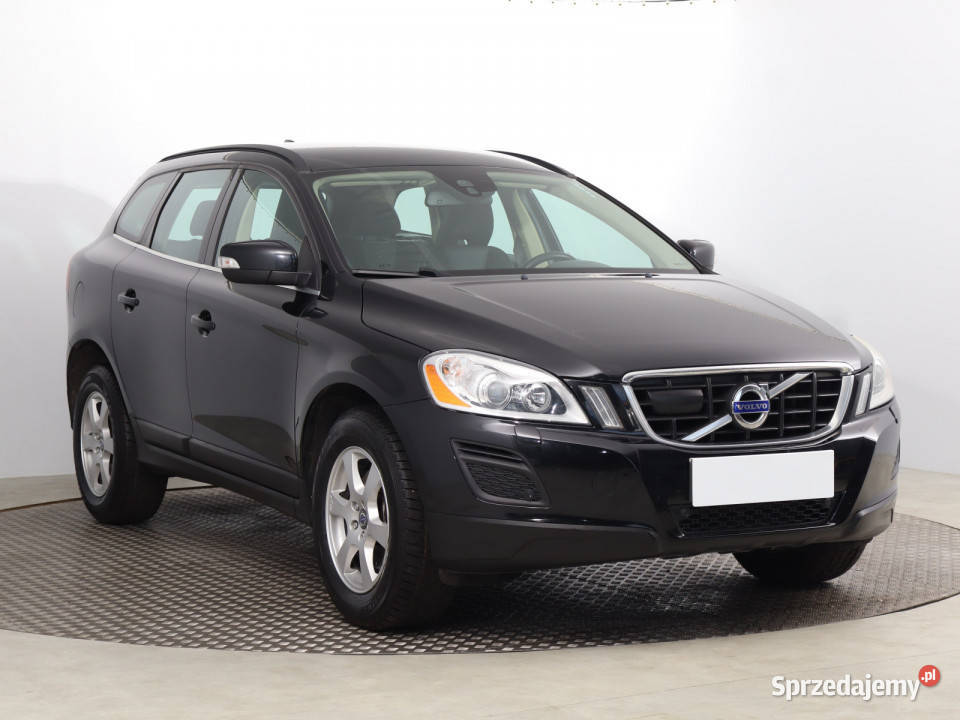 Volvo XC60 D4 wielofunkcyjna kierownica Bielany Wrocławskie